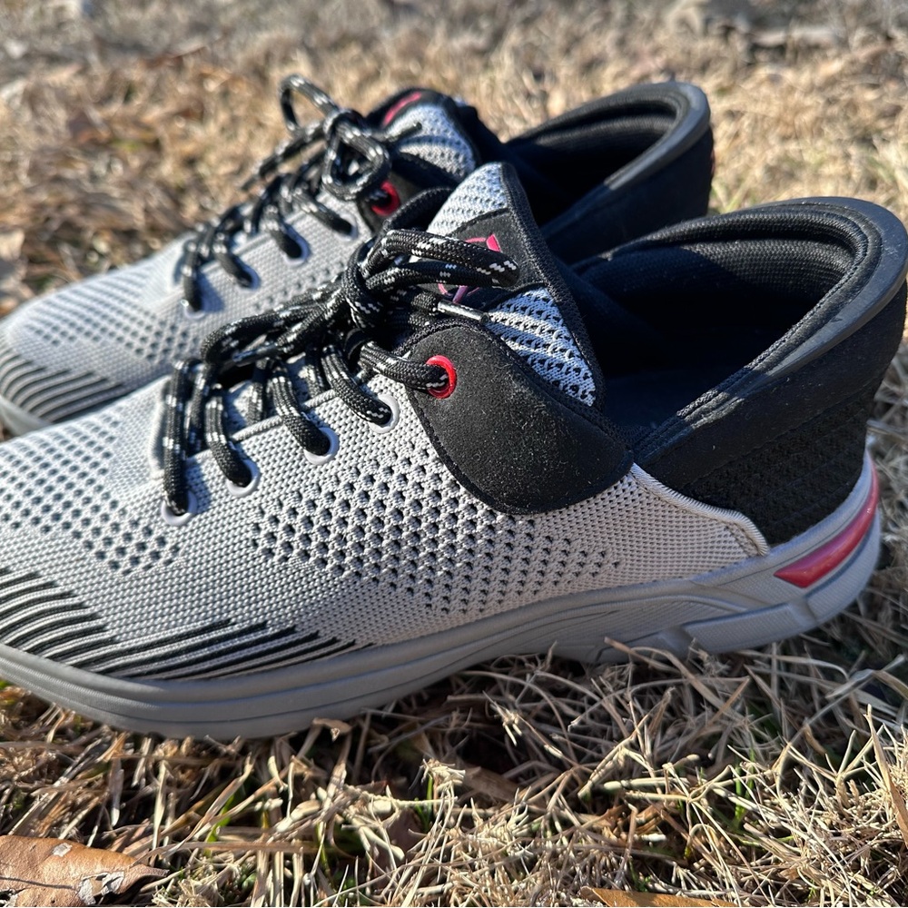Men's Gray And Black Zeba Athletic Shoes View 2